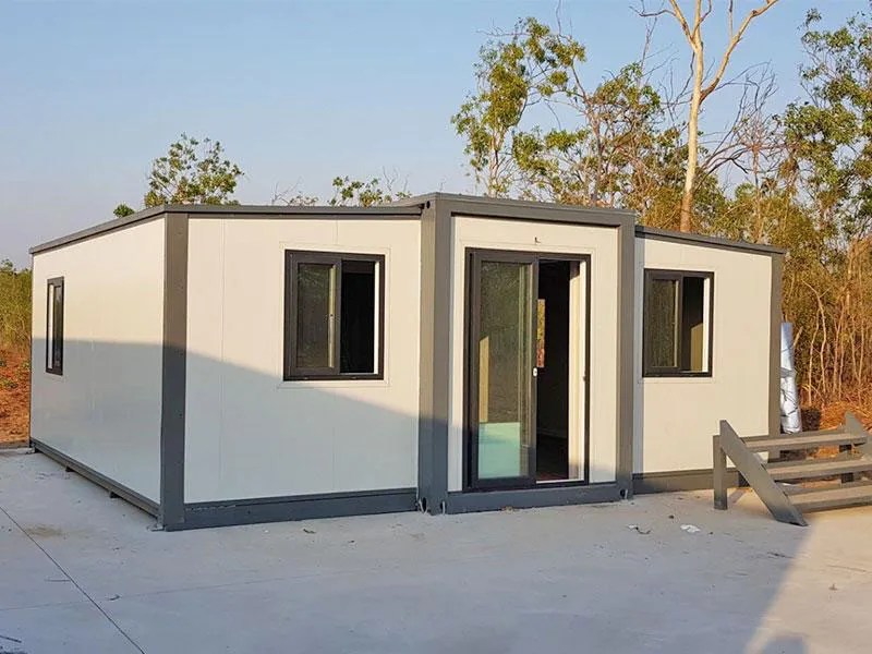 Detachable container houses Detachable container houses
